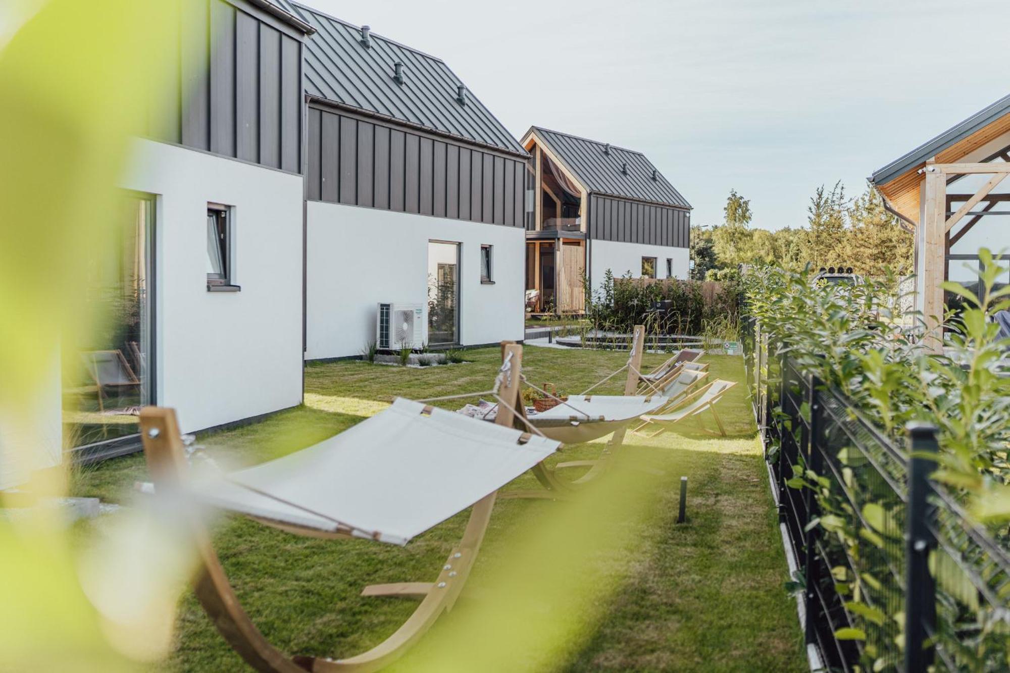 Pura Slow Life Houses- Jacuzzi & Blisko Plaza Trzęsacz Buitenkant foto
